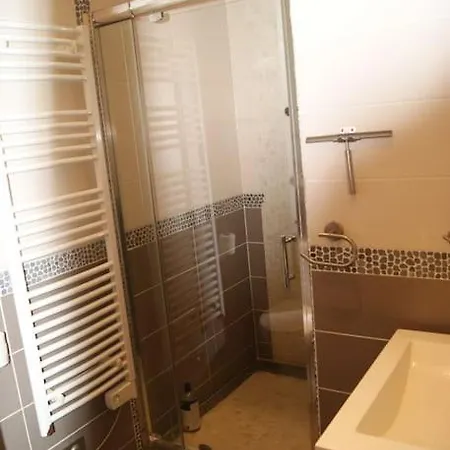 5 Couchages Confort Proche Apartment *